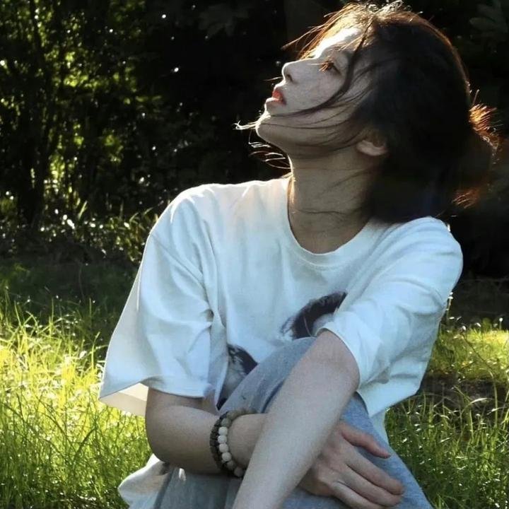 一个叫阿宝的男孩